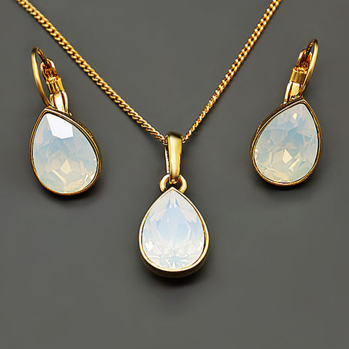 Комплект "Kristāla Lāse (White Opal)" с кристаллами Swarovski™